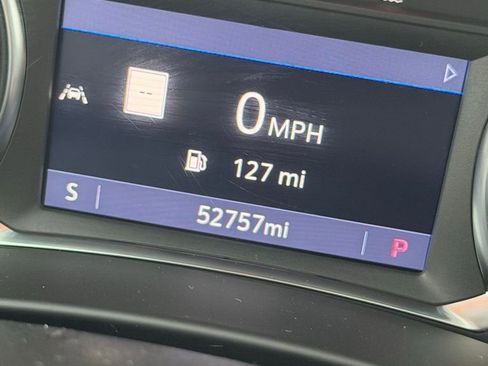 Used 2022 Chevrolet Equinox RS w/ RS Leather Package image 10