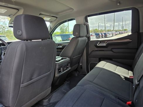 Used 2023 Chevrolet Silverado 1500 RST image 18