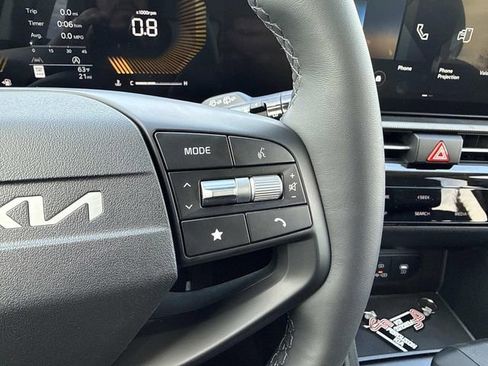 New 2026 Kia Sportage LX image 23
