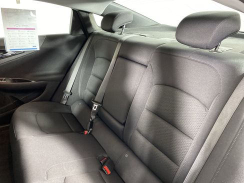 Used 2025 Chevrolet Malibu LT image 31