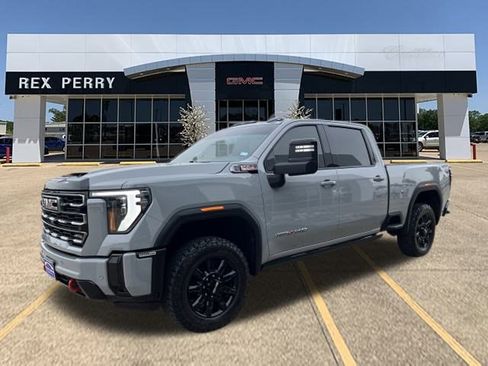 Used 2025 GMC Sierra 2500 AT4 w/ AT4 Premium Plus Package image 1