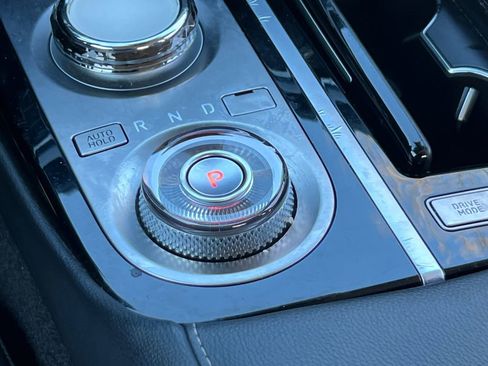 Used 2023 Genesis G80 2.5T image 21