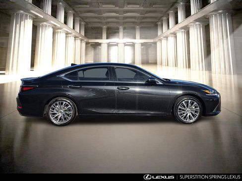 Certified 2021 Lexus ES 350 w/ Premium Package image 4