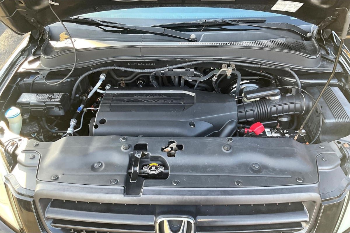 Used 2004 Honda Pilot EX image 28