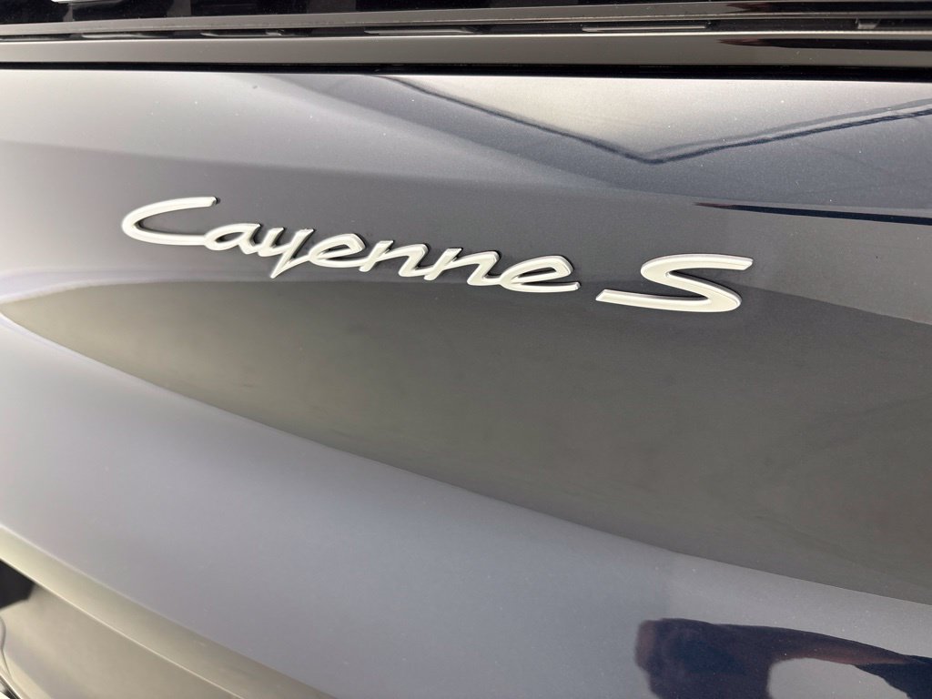 Certified 2024 Porsche Cayenne S AWD/4WD image 11