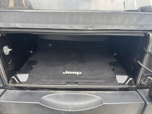 Used 2016 Jeep Wrangler Unlimited Sport w/ Connectivity Group image 26