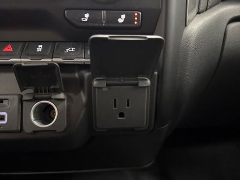 Used 2019 Chevrolet Silverado 1500 LT w/ All-Star Edition AWD/4WD image 22
