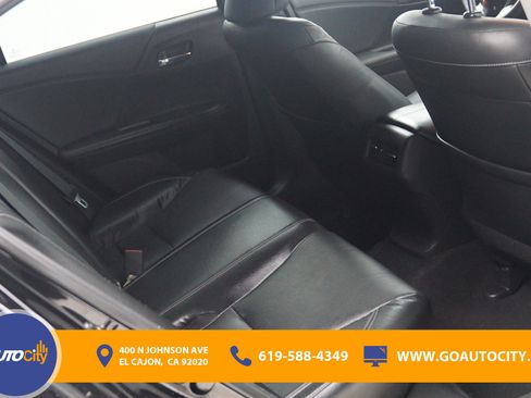 Used 2015 Honda Accord Touring image 12