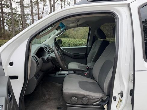 Used 2011 Nissan Xterra S w/ 4X4 Value Package image 19