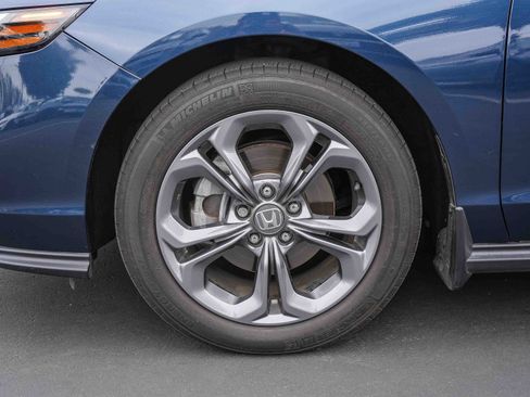 Used 2023 Honda Accord EX image 12