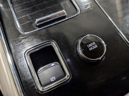 Used 2021 Lincoln Aviator Reserve w/ Elements Package Plus image 29