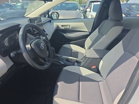 Used 2024 Toyota Corolla LE FWD image 9