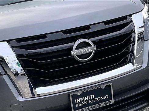 Used 2024 Nissan Pathfinder S AWD/4WD image 38