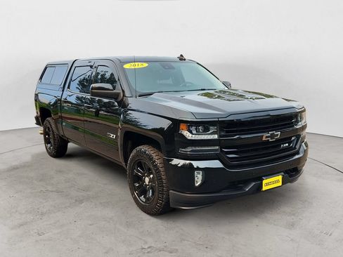 Used 2018 Chevrolet Silverado 1500 LTZ Z71 w/ LTZ Plus Package AWD/4WD image 3