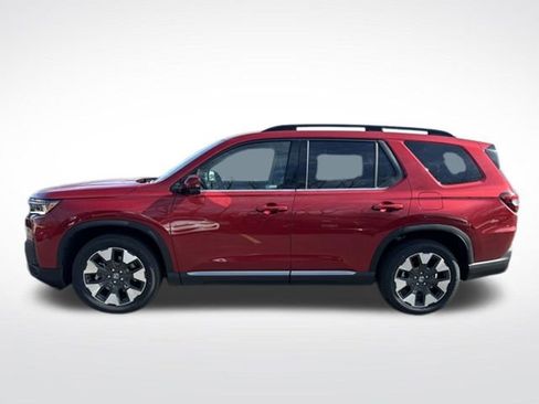 New 2026 Honda Pilot Touring image 2