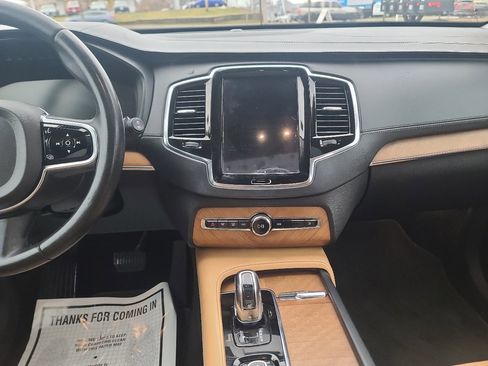 Used 2016 Volvo XC90 T8 Inscription w/ Vision Package image 22