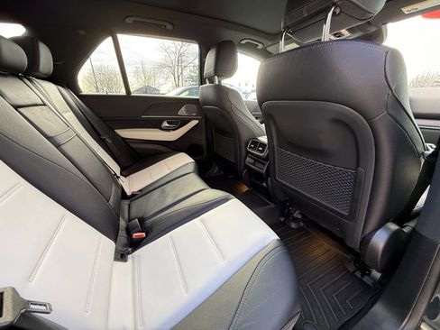 Used 2022 Mercedes-Benz GLE 450 4MATIC image 12