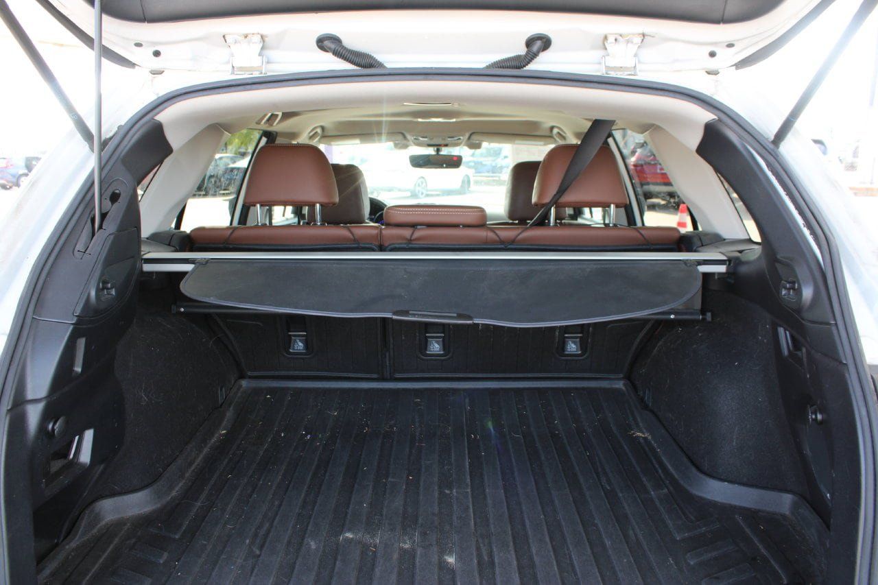Used 2019 Subaru Outback 3.6R Touring w/ Popular Package #3A AWD/4WD image 5