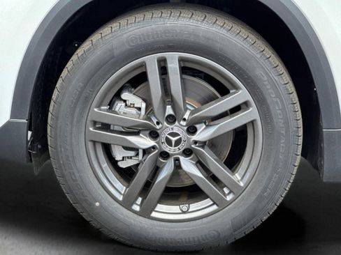 New 2025 Mercedes-Benz GLA 250 image 35