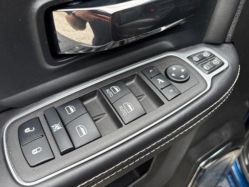 Used 2024 RAM 3500 Limited AWD/4WD image 22