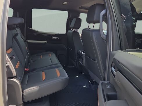Certified 2026 GMC Sierra 1500 AT4 w/ AT4 Premium Package AWD/4WD image 20