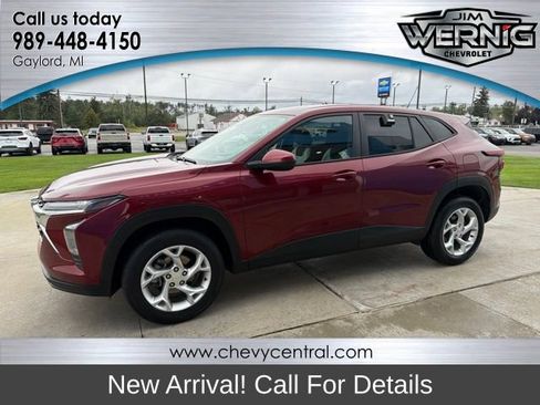 Certified 2024 Chevrolet Trax LS w/ LS Convenience Package FWD image 1