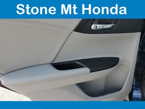 Used 2015 Honda Accord EX-L image 10