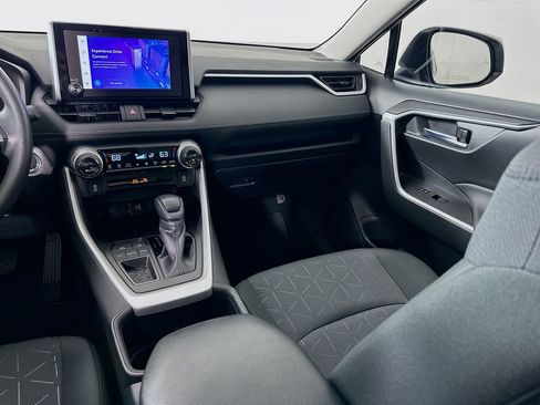 Certified 2025 Toyota RAV4 XLE FWD image 23