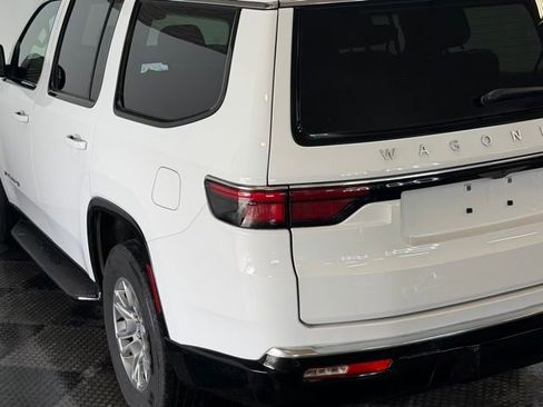 Certified 2024 Jeep Wagoneer 4WD image 7