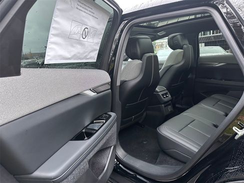 New 2026 Cadillac Optiq Sport 1 image 16