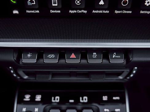 Used 2022 Porsche 911 Turbo S image 67