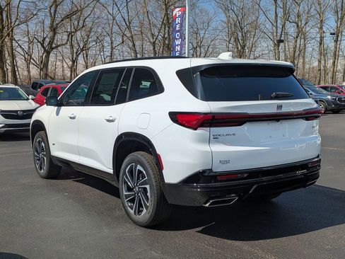 New 2025 Buick Enclave Sport Touring w/ LPO, Floor Liner Package AWD/4WD image 6