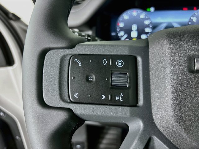 New 2026 Land Rover Defender 110 S AWD/4WD image 10