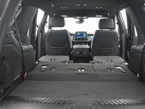 Used 2022 Chevrolet Tahoe LT AWD/4WD image 18