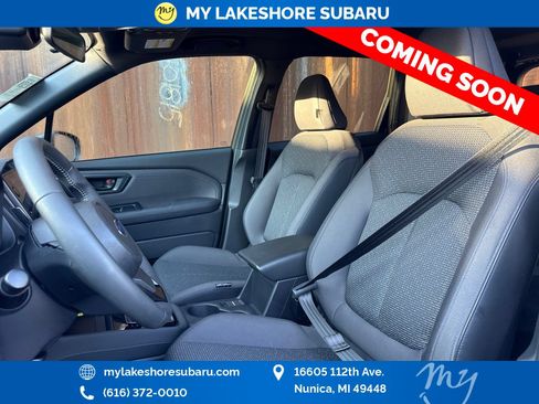Used 2025 Subaru Forester Premium AWD/4WD image 13