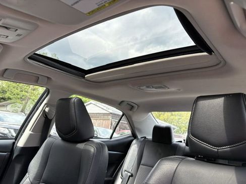 Used 2015 Toyota Corolla S FWD image 27