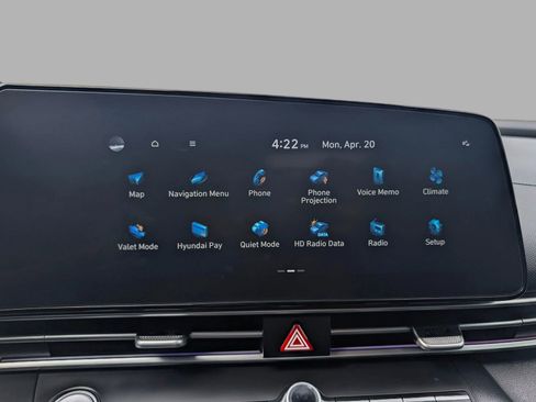 Used 2024 Hyundai Elantra SEL w/ Convenience Package image 30