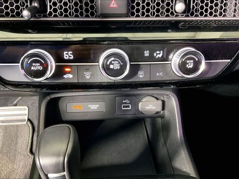 Used 2024 Honda Civic Sport image 32
