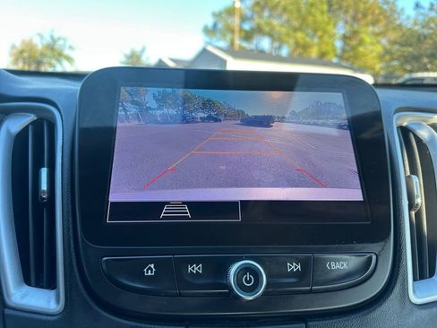 Used 2024 Chevrolet Malibu LT image 21