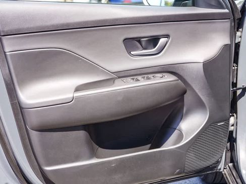 New 2026 Hyundai Kona Limited FWD image 20