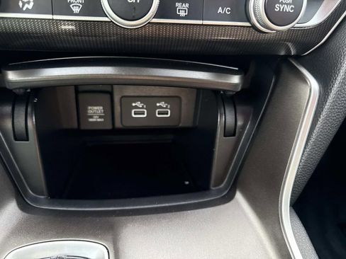 Used 2022 Honda Accord Sport image 24