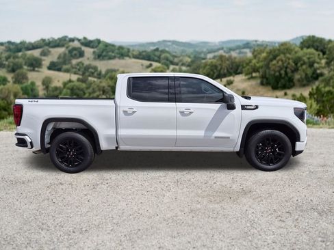 Used 2026 GMC Sierra 1500 Elevation AWD/4WD image 12