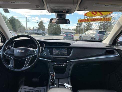 Used 2019 Cadillac XT5 Luxury image 21