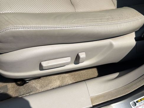 Used 2010 Acura TSX V6 Sedan FWD image 15