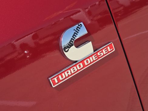 New 2026 RAM 2500 Limited AWD/4WD image 8