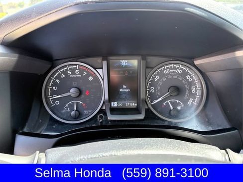 Used 2023 Toyota Tacoma TRD Sport AWD/4WD image 21