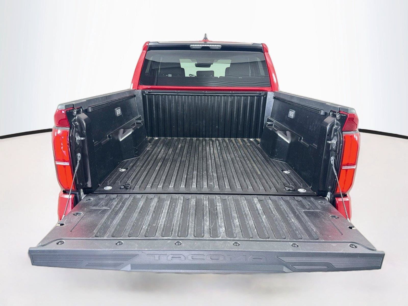 Used 2026 Toyota Tacoma SR5 RWD image 28