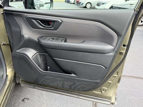Certified 2026 Subaru Forester Premium w/ Base/Premium Package AWD/4WD image 10