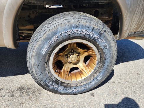 Used 2002 Ford F150 Lariat image 7