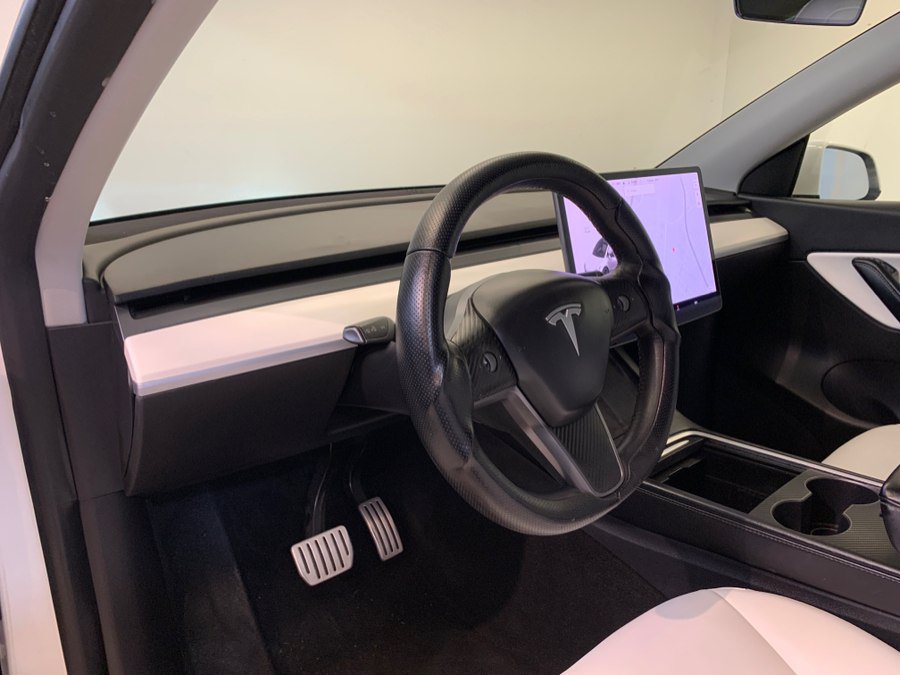 Used 2021 Tesla Model Y Performance AWD/4WD image 16